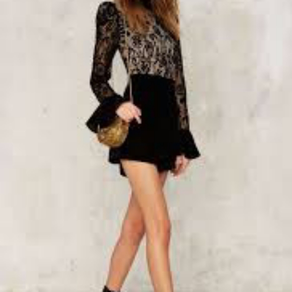 Nasty Gal Kyle velvet Romper - Picture 2 of 3